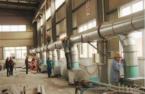 生產(chǎn)車間除塵設(shè)備安裝進行中